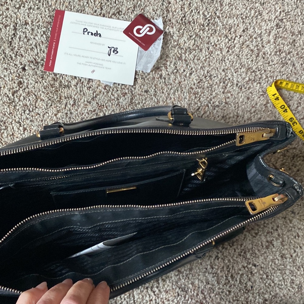 Authentic Prada Large Saffiano - image 8